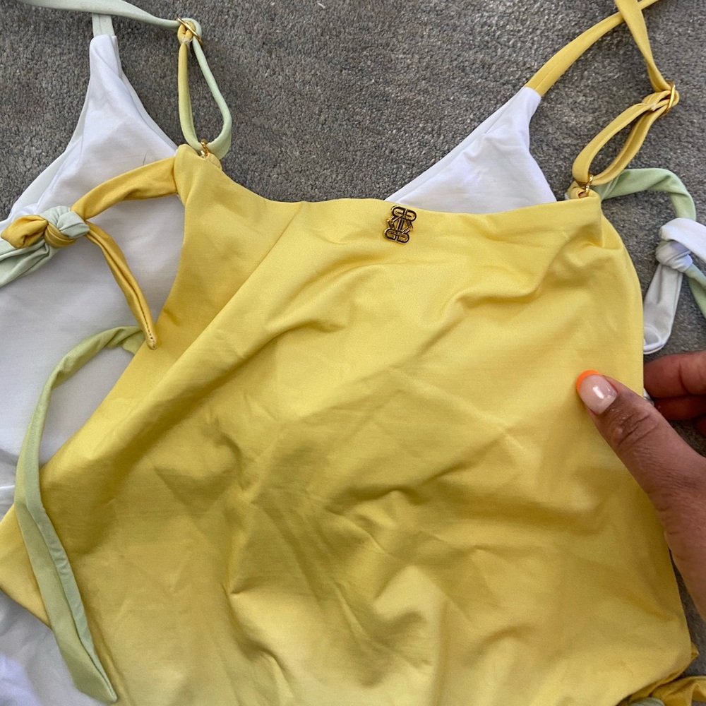 NEW; Revel Rey Swim Blondie Yellow Ombre 👙 - Picture 6 of 11